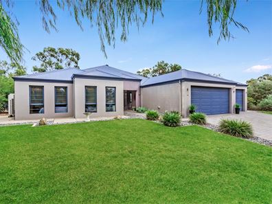 8 Lipscombe Close, Golden Bay WA 6174