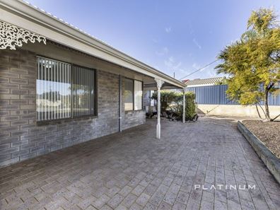 5 Fin Court, Beldon WA 6027