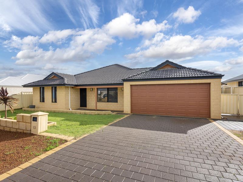 13 Portside Road, Drummond Cove WA 6532