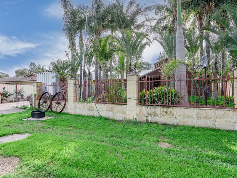 37 Guinivere Way, Camillo