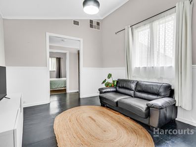 32 Flinders Street, Falcon WA 6210
