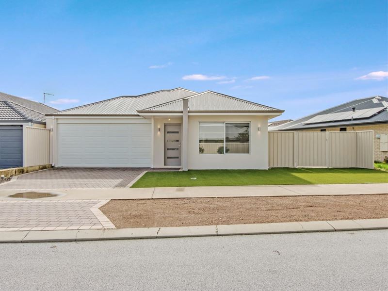 62 Ellinwood Loop, Meadow Springs