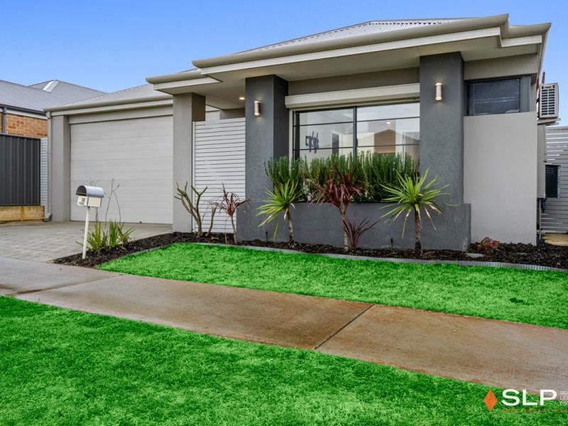 30 Azolla Street, Banksia Grove WA 6031