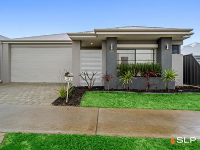 30 Azolla Street, Banksia Grove WA 6031