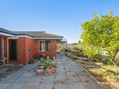 8 Hicks Way, Hillarys WA 6025