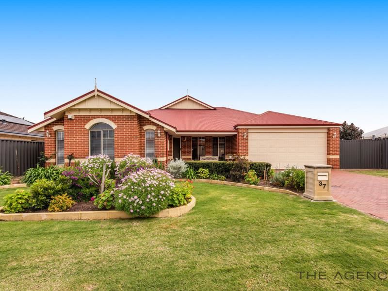 37 Elmore Way, High Wycombe