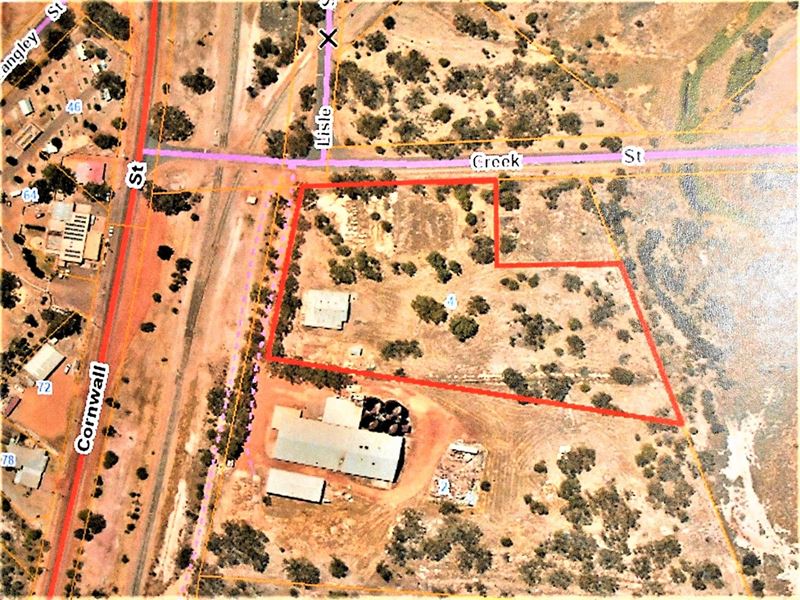 4 Creek  Street, Katanning