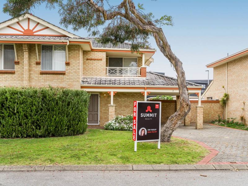 5/4 Sepia Court, Rockingham