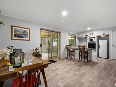 3 Lyrebird Loop, Seville Grove WA 6112