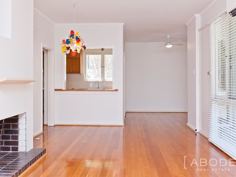 1/4 Richardson Avenue, Claremont