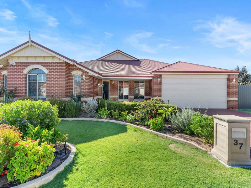 37 Elmore Way, High Wycombe