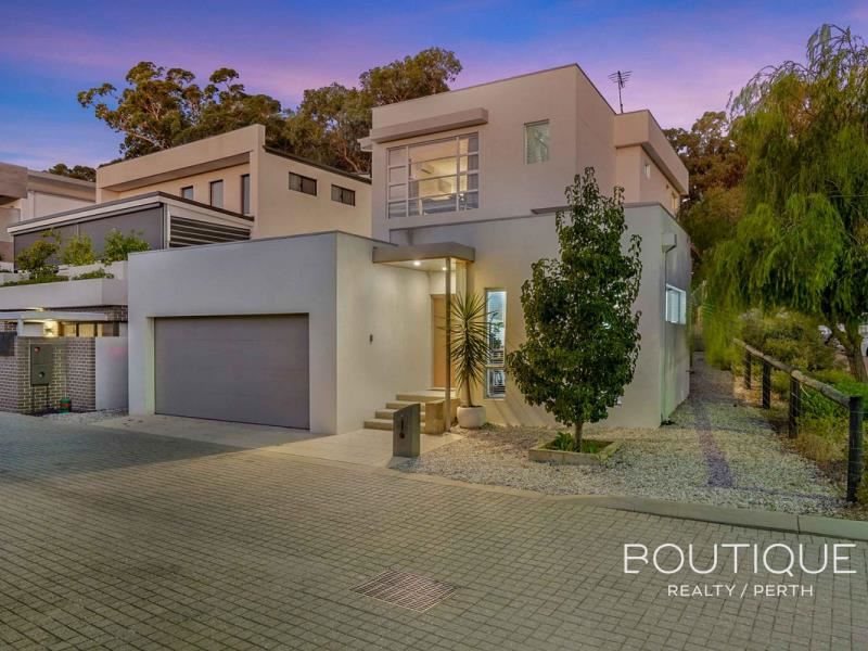 2 Destiny Lane, Floreat