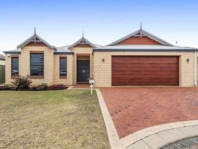 3 Kinsale  Bend, Port Kennedy WA 6172