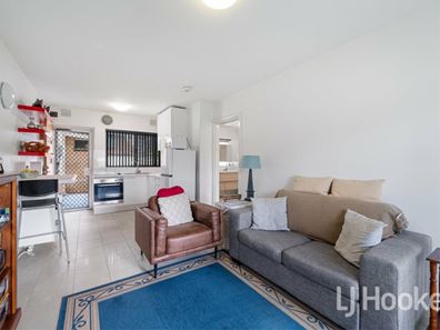 2/4 Minora Place, Rivervale WA 6103