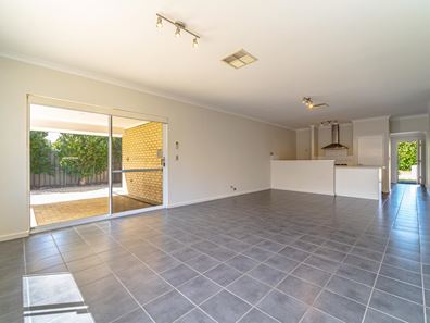 2 Sorelle Way, Port Kennedy WA 6172