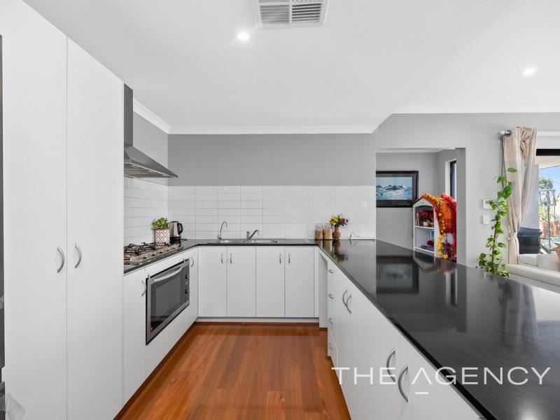 44 Goldfields Loop, Wandi