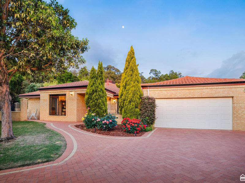 7 Crossing View, Byford WA 6122