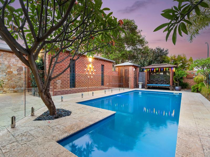 39A Henning Crescent, Manning