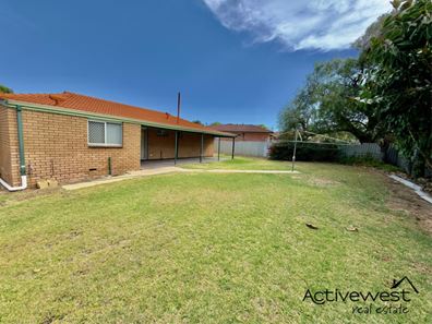 27 Petchell Street, Rangeway WA 6530