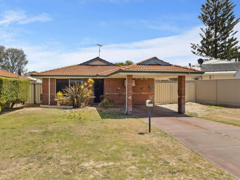 4B Tarwhine Place, Golden Bay WA 6174