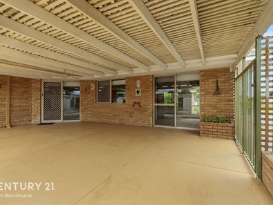 9 Wateredge Road, Thornlie WA 6108