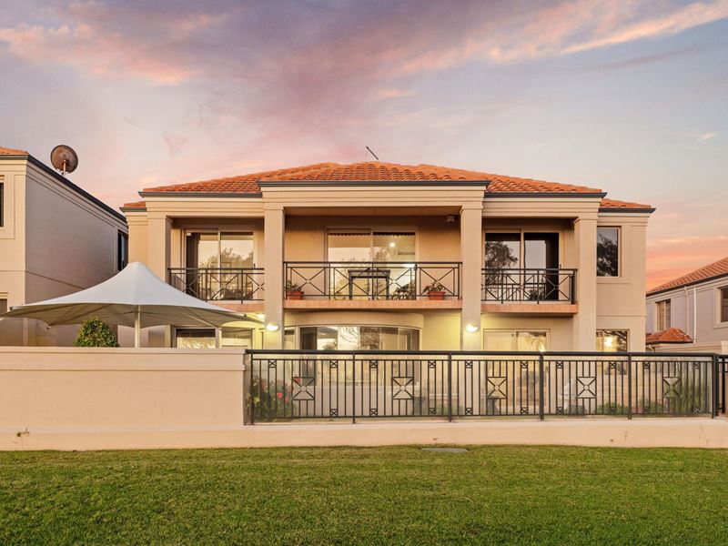 42/160 West Coast Drive, Sorrento