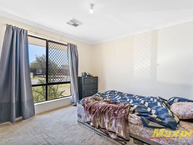 3 Wickling Drive, Beckenham WA 6107