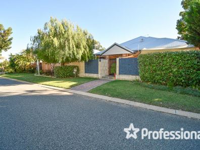 1 Grass Tree Road, Wannanup WA 6210