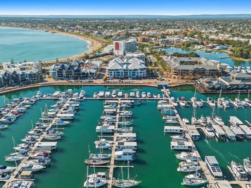 13/1 Breakwater Parade, Mandurah