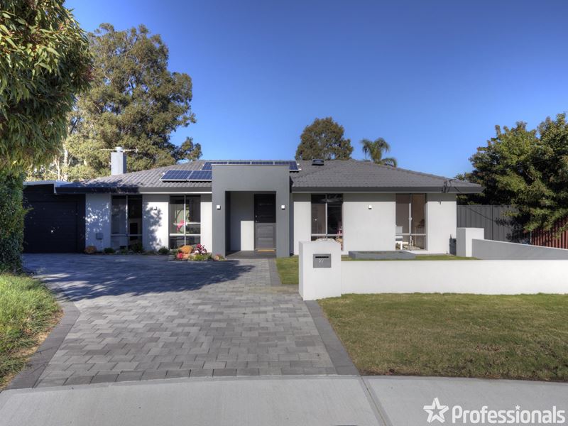 27 Ilex Way, Forrestfield WA 6058