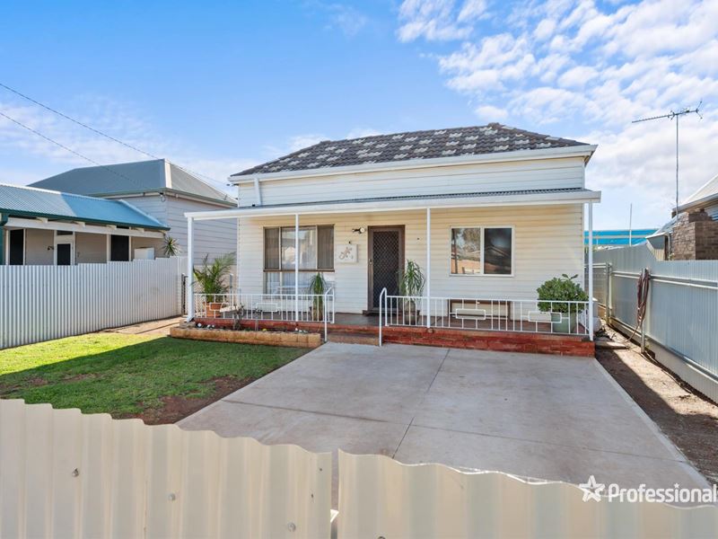 9 Rhodes Street, Kalgoorlie WA 6430