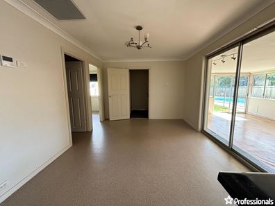 80 Abraham Street, Karloo WA 6530