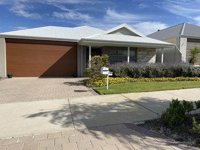 15 Summerhome Pde, Yanchep WA 6035