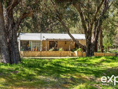 17 Dods Retreat, Lake Clifton WA 6215