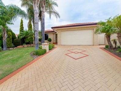 10 Vilberie Close, Kiara WA 6054