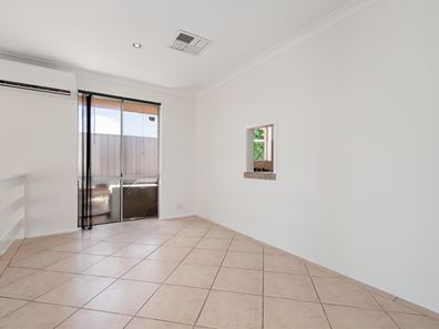 39 Marden Street, Marangaroo WA 6064