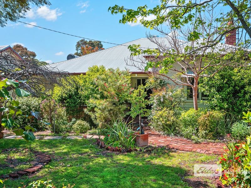 8 Emerald  Street, Donnybrook WA 6239