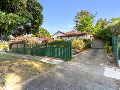 44 Summerton Road, Calista WA 6167