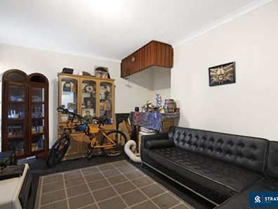 6 Kidbroke Place, Kelmscott WA 6111