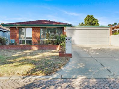 5 Orange Grove, Seville Grove WA 6112