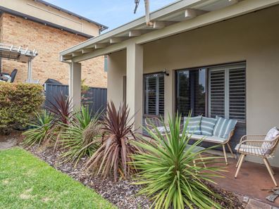 4 Yulema Street, Mullaloo WA 6027