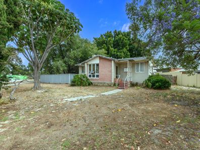 1 Ware  Street, Embleton WA 6062