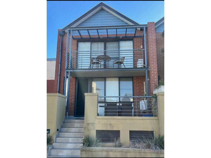 4/27 Burns Street, North Fremantle WA 6159