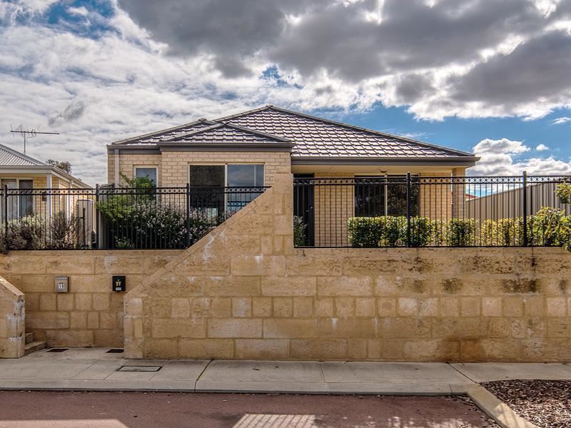 21 Blackmore Way, Wellard