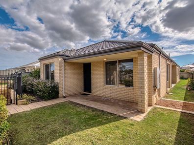 21 Blackmore Way, Wellard WA 6170