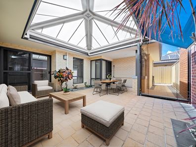 9/32 Hocking Road, Kingsley WA 6026