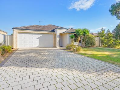 14 Longmeadow Vista, Meadow Springs WA 6210