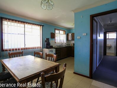 8 Ponton Street, Nulsen WA 6450