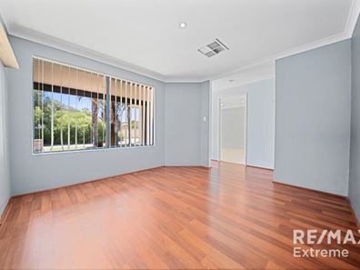 7 Morisot Crescent, Ashby WA 6065
