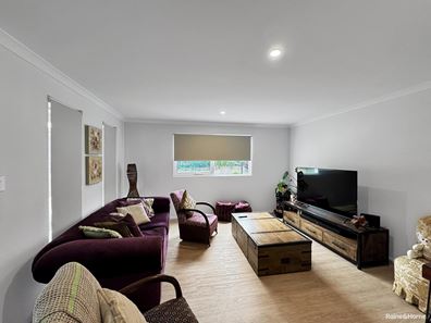 26 Elaray Way, Lange WA 6330